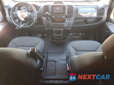 Zdjęcie 8 z 12 samochodu: 2023 RAM PROMASTER 3500 DELIVERY VAN VIN:3C6MRVJG0PE557757 - miniatura