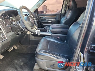 Zdjęcie 7 z 11 samochodu: 2015 RAM 2500 LARAMIE VIN:3C6UR5FL4FG507842 - miniatura