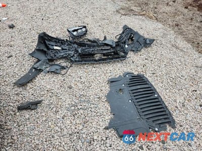 Zdjęcie 12 z 12 samochodu: 2025 MERCEDES-BENZ E 350 4MATIC VIN:W1KLF4HB7SA119773 - miniatura