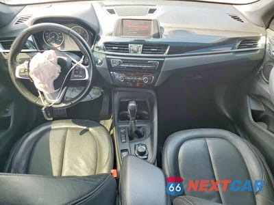 Zdjęcie 8 z 12 samochodu: 2018 BMW X1 XDRIVE28I VIN:WBXHT3C35J5K25300 - miniatura