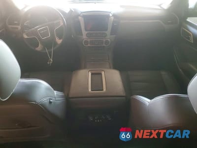 Zdjęcie 8 z 12 samochodu: 2015 GMC YUKON DENALI VIN:1GKS2CKJ8FR139425 - miniatura