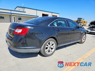 Trzecie zdjęcie samochodu z tyłu: 2012 FORD TAURUS SEL VIN:1FAHP2EW0CG138307 - miniatura
