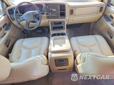 Zdjęcie 8 z 12 samochodu: 2005 CHEVROLET TAHOE C1500 VIN:1GNEC13T85R200255 - miniatura
