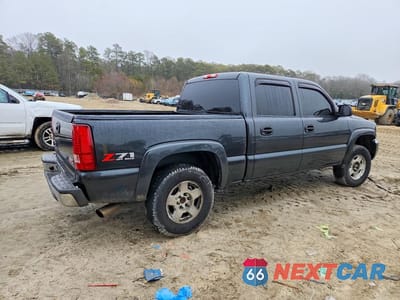 Trzecie zdjęcie samochodu z tyłu: 2005 GMC NEW SIERRA K1500 VIN:2GTEK13T451250428 - miniatura