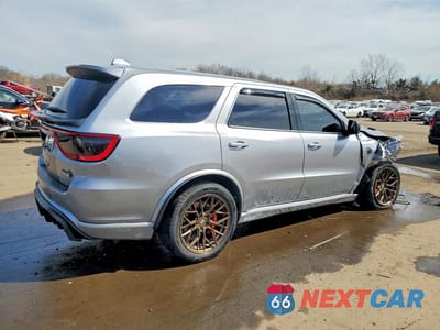 Trzecie zdjęcie samochodu z tyłu: 2021 DODGE DURANGO SRT HELLCAT VIN:1C4SDJH9XMC682251 - miniatura