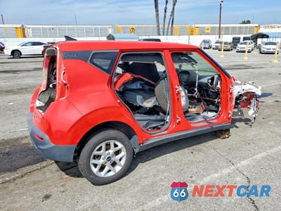 Trzecie zdjęcie samochodu z tyłu: 2020 KIA SOUL LX VIN:KNDJ23AU0L7077075 - miniatura