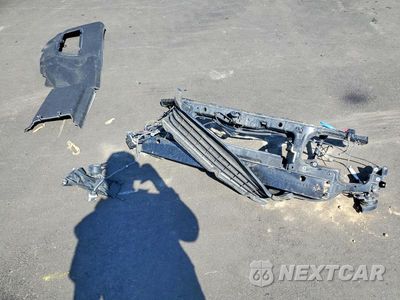 Zdjęcie 12 z 13 samochodu: 2027 CHEVROLET SS VIN:6G3F25RW7HL304142 - miniatura