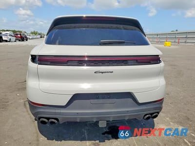 Zdjęcie 6 z 13 samochodu: 2025 PORSCHE CAYENNE VIN:WP1AA2AY8SDA03319 - miniatura