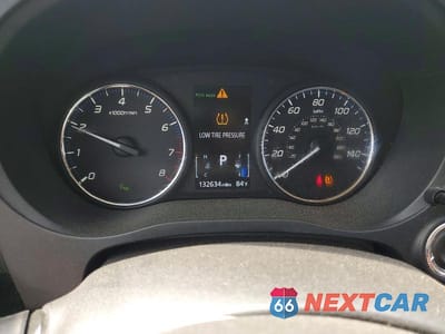 Zdjęcie 9 z 12 samochodu: 2018 MITSUBISHI OUTLANDER SE VIN:JA4AD3A39JZ054519 - miniatura