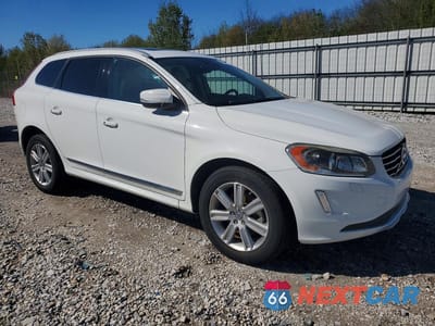 Czwarte zdjęcie samochodu z boku: 2017 VOLVO XC60 T5 INSCRIPTION VIN:YV440MDU9H2011629 - miniatura