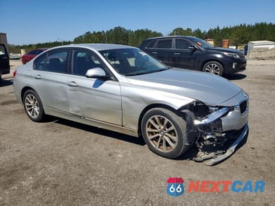 Czwarte zdjęcie samochodu z boku: 2016 BMW 320 I VIN:WBA8E1G54GNT38295 - miniatura