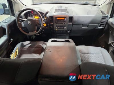 Zdjęcie 8 z 11 samochodu: 2012 NISS TITAN S VIN:1N6AA0EJXCN309577 - miniatura