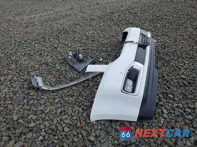 Zdjęcie 13 z 13 samochodu: 2015 GMC YUKON XL K1500 SLT VIN:1GKS2HKC9FR177423 - miniatura