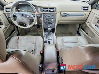 Zdjęcie 8 z 13 samochodu: 1998 VOLVO V70 T5 TURBO VIN:YV1LW5371W2414378 - miniatura