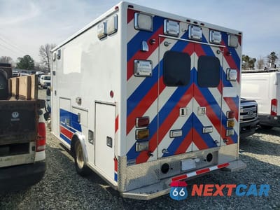 Drugie zdjęcie samochodu z przodu: 2022 FORD E450 AMBULANCE VIN:1FDXE4FN4NDC27259 - miniatura