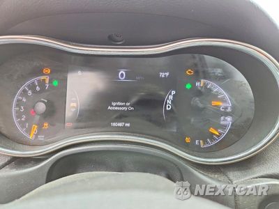 Zdjęcie 9 z 11 samochodu: 2016 JEEP GRAND CHEROKEE LAREDO VIN:1C4RJEAG1GC339548 - miniatura