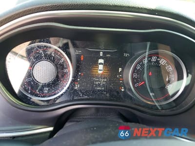 Zdjęcie 9 z 12 samochodu: 2016 DODGE CHALLENGER SXT VIN:2C3CDZAG2GH283352 - miniatura