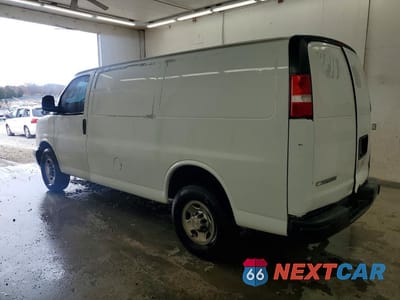 Drugie zdjęcie samochodu z przodu: 2020 CHEVROLET EXPRESS G2500 VIN:1GCWGAFG5L1264992 - miniatura