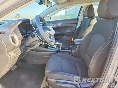 Zdjęcie 7 z 12 samochodu: 2021 KIA FORTE LXS VIN:3KPF24AD9ME335221 - miniatura