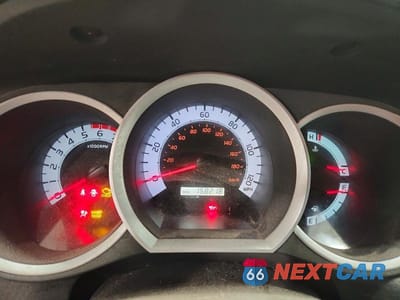 Zdjęcie 9 z 12 samochodu: 2014 TOYOTA TACOMA V6 VIN:3TMMU4FN5EM070811 - miniatura