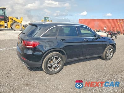 Trzecie zdjęcie samochodu z tyłu: 2020 MERCEDES-BENZ GLC 300 VIN:WDC0G8DB3LF699044 - miniatura