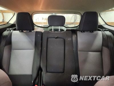 Zdjęcie 10 z 13 samochodu: 2017 FORD ESCAPE SE VIN:1FMCU0GD3HUC86775 - miniatura