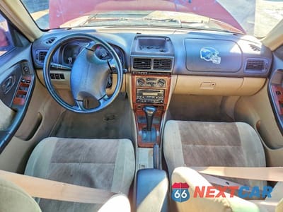 Zdjęcie 8 z 11 samochodu: 2001 SUBARU FORESTER S VIN:JF1SF656318702202 - miniatura