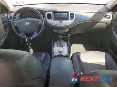 Zdjęcie 8 z 13 samochodu: 2012 HYUNDAI GENESIS 3.8L V6 VIN:KMHGC4DD1CU200811 - miniatura