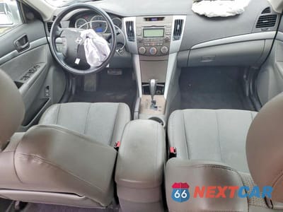 Zdjęcie 8 z 12 samochodu: 2009 HYUNDAI SONATA SE VIN:5NPEU46C89H508381 - miniatura