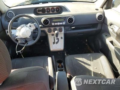 Zdjęcie 8 z 11 samochodu: 2009 SCION XB BASE VIN:JTLKE50E991062799 - miniatura
