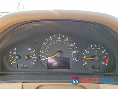 Zdjęcie 9 z 11 samochodu: 2001 MERCEDES-BENZ E 320 VIN:WDBJF65JX1B354751 - miniatura