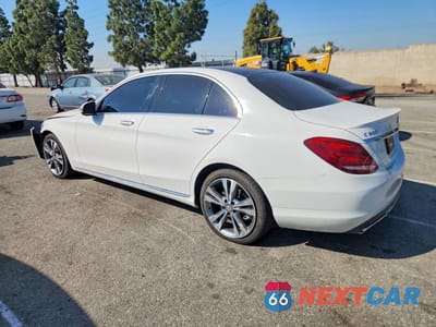 Drugie zdjęcie samochodu z przodu: 2016 MERCEDES-BENZ C 300 VIN:55SWF4JB7GU103118 - miniatura
