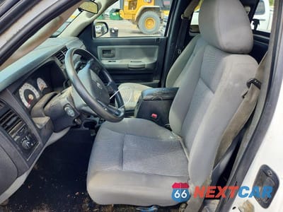 Zdjęcie 7 z 11 samochodu: 2010 DODGE DAKOTA SXT VIN:1D7CE3BK5AS151085 - miniatura