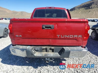 Zdjęcie 6 z 12 samochodu: 2018 TOYOTA TUNDRA SR5 VIN:5TFDY5F15JX697827 - miniatura