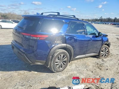 Trzecie zdjęcie samochodu z tyłu: 2025 NISSAN PATHFINDER SV VIN:5N1DR3BA2SC311764 - miniatura