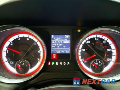 Zdjęcie 9 z 12 samochodu: 2011 DODGE GRAND CARAVAN CREW VIN:2D4RN5DG2BR700059 - miniatura