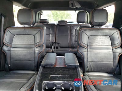 Zdjęcie 10 z 14 samochodu: 2023 LINCOLN NAVIGATOR BLACK LABEL VIN:5LMJJ2TG9PEL07646 - miniatura
