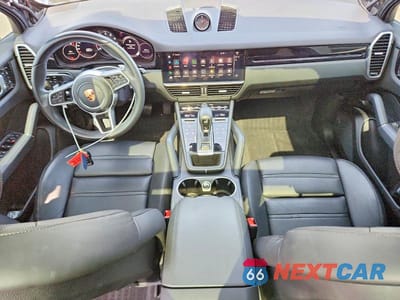 Zdjęcie 8 z 12 samochodu: 2022 PORSCHE CAYENNE VIN:WP1AA2AY0NDA02461 - miniatura