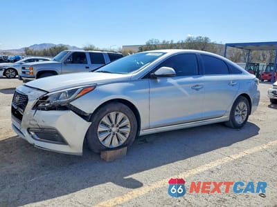 2017 HYUNDAI SONATA HYBRID SE KMHE24L1XHA044035 - główne zdjęcie licytacji z USA - miniatura