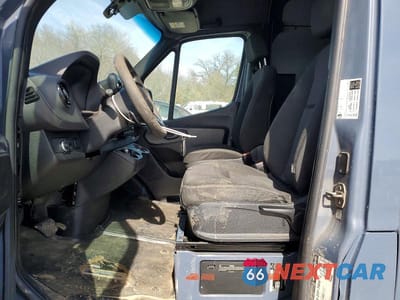 Zdjęcie 7 z 12 samochodu: 2019 MERCEDES BENZ SPRINTER 2500 DELIVERY VAN VIN:WD4PF1CD8KT012048 - miniatura