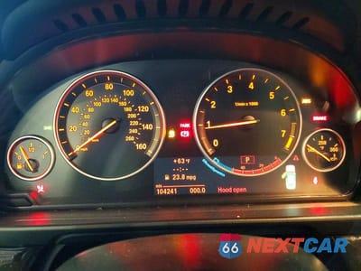 Zdjęcie 9 z 11 samochodu: 2013 BMW 528 I VIN:WBAXG5C51DD233721 - miniatura