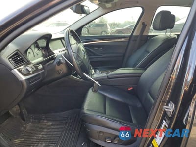 Zdjęcie 7 z 11 samochodu: 2013 BMW 528 XI VIN:WBAXH5C56DDW12467 - miniatura