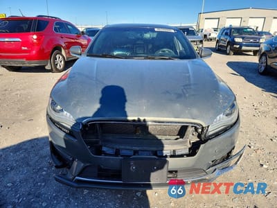 Piąte zdjęcie samochodu w środku: 2017 LINCOLN MKZ SELECT VIN:3LN6L5C92HR605363 - miniatura