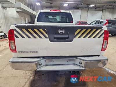 Zdjęcie 6 z 11 samochodu: 2015 NISSAN FRONTIER S VIN:1N6BD0CT0FN721592 - miniatura