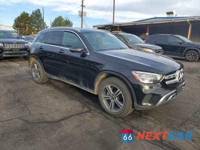 Czwarte zdjęcie samochodu z boku: 2020 MERCEDES-BENZ GLC 300 4MATIC VIN:WDC0G8EB6LF722797 - miniatura