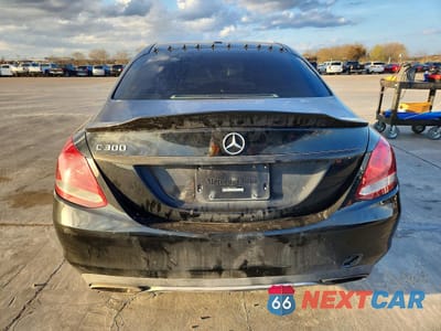 Zdjęcie 6 z 13 samochodu: 2016 MERCEDES-BENZ C 300 VIN:55SWF4JB9GU161330 - miniatura