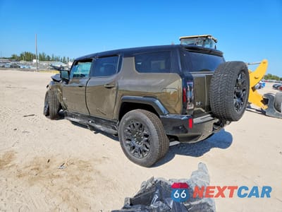 Drugie zdjęcie samochodu z przodu: 2026 GMC HUMMER SUV 2X VIN:1GKTEHDE8TU601273 - miniatura