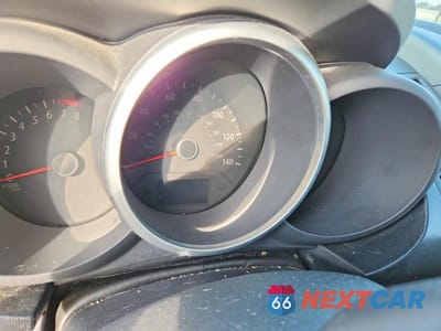 Zdjęcie 9 z 12 samochodu: 2013 KIA SOUL + VIN:KNDJT2A64D7519818 - miniatura