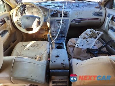 Zdjęcie 8 z 14 samochodu: 2002 VOLVO V70 XC VIN:YV1SZ58D521065162 - miniatura