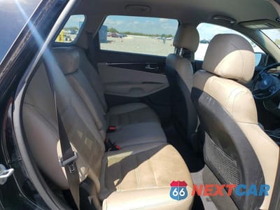 Zdjęcie 10 z 12 samochodu: 2017 KIA SORENTO LX VIN:5XYPG4A38HG236816 - miniatura